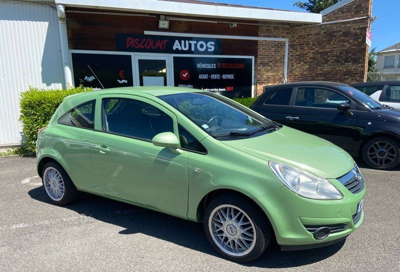 Opel Corsa 1.2 L 80 cv