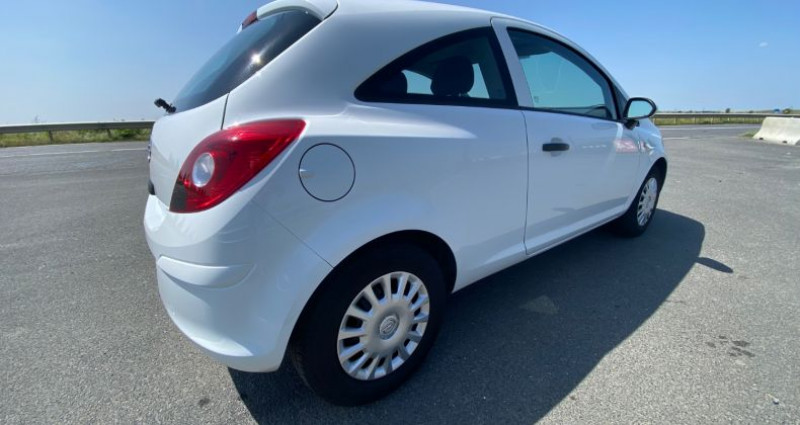 Opel Corsa 1,2 SELECTION