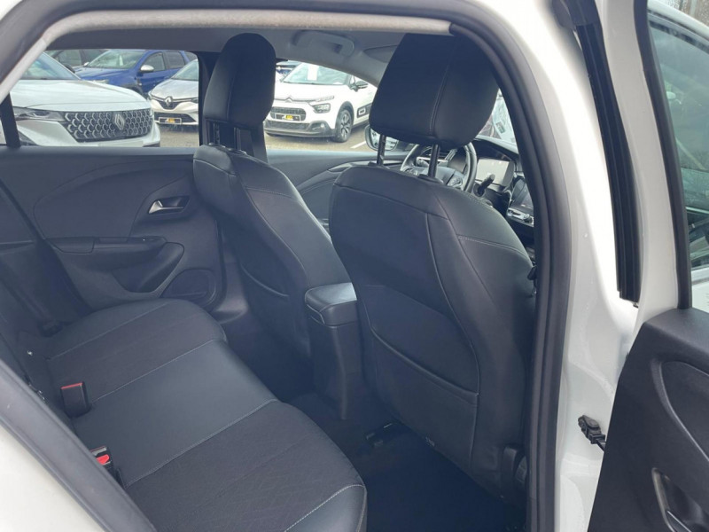 Opel Corsa 1.2 Turbo 100 ch BVA8 Edition Business  occasion � Le Born - photo n�12