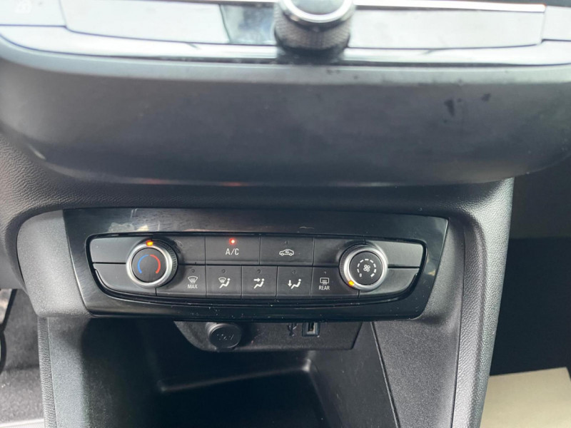 Opel Corsa 1.2 Turbo 100 ch BVA8 Edition Business  occasion � Le Born - photo n�14