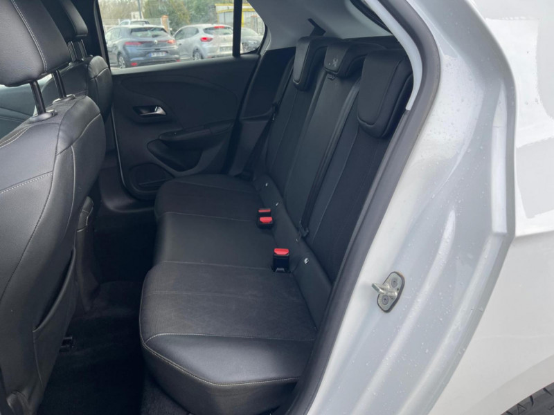 Opel Corsa 1.2 Turbo 100 ch BVA8 Edition Business  occasion � Le Born - photo n�6