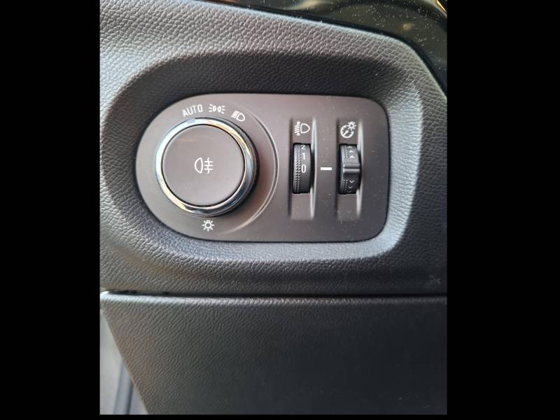 Opel Corsa 1.2 Turbo 100 ch BVA8 Edition  occasion � Dax - photo n�16