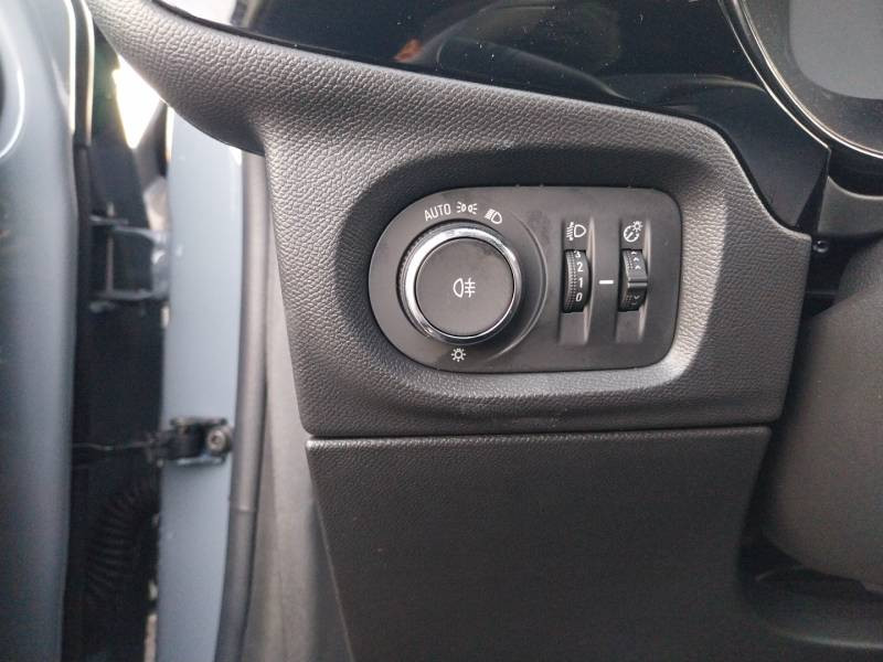 Opel Corsa 1.2 Turbo 100 ch BVM6 Edition  occasion  Toulenne - photo n13