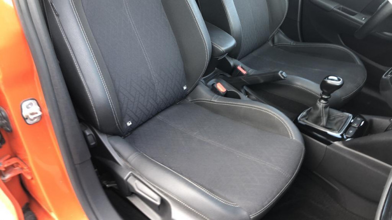 Opel Corsa 1.2 Turbo 100 ch BVM6 Elegance  occasion  LA VALETTE DU VAR - photo n8
