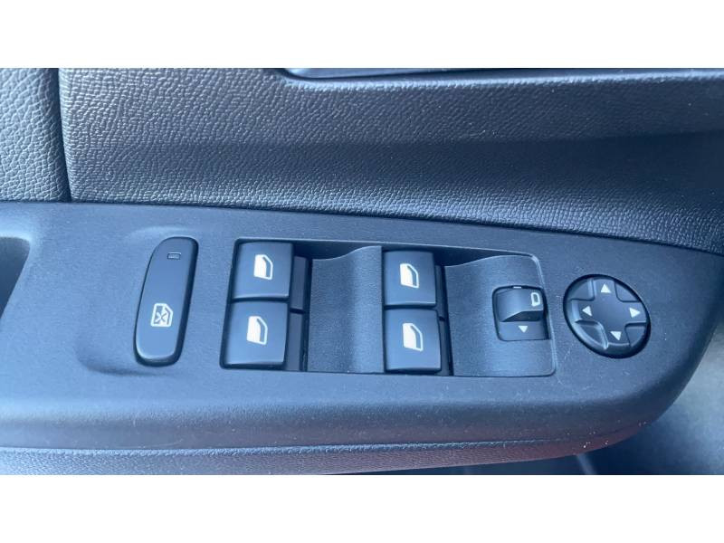 Opel Corsa 1.2 Turbo 100 ch BVM6 GS Line  occasion � Cahors - photo n�16