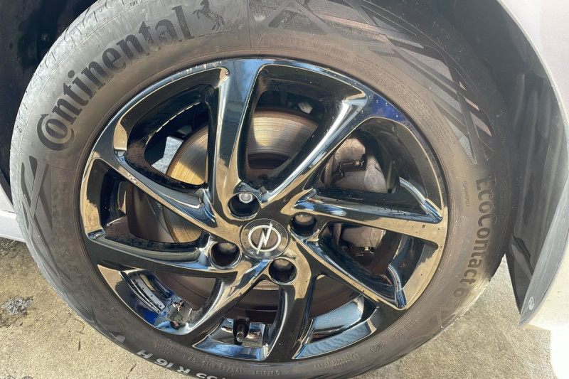 Opel Corsa 1.2 Turbo 100 ch BVM6 GS Line  occasion � SAINT-GREGOIRE - photo n�18