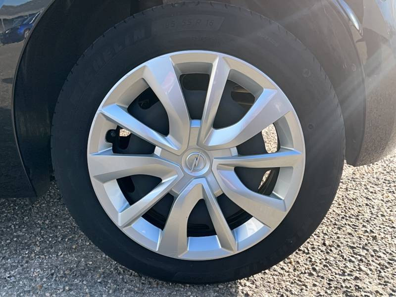 Opel Corsa 1.2 Turbo 100 ch BVM6  occasion � Libourne - photo n�19