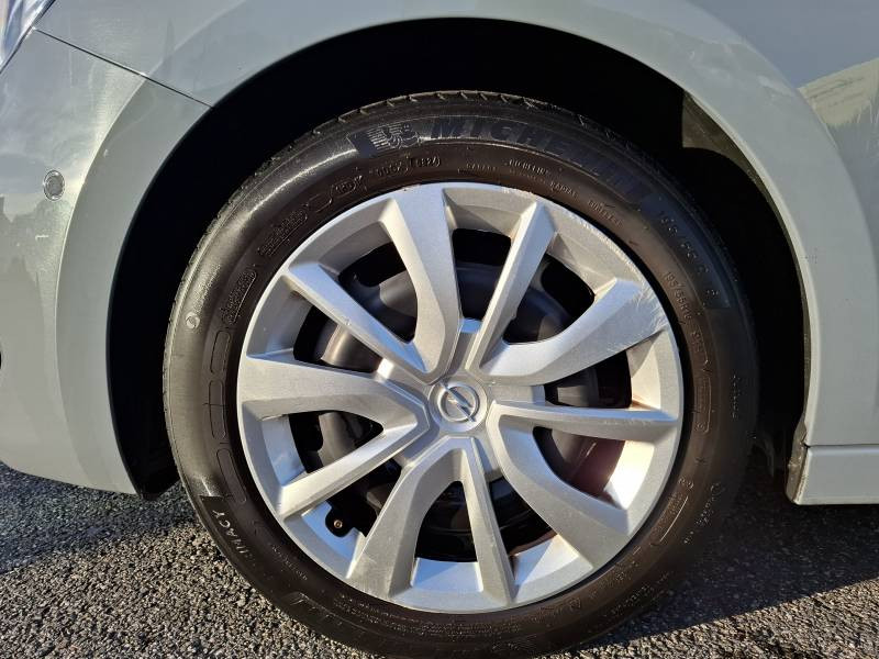 Opel Corsa 1.2 Turbo 100 ch BVM6  occasion � Dax - photo n�18