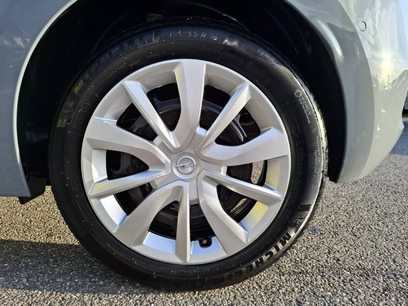 Opel Corsa 1.2 Turbo 100 ch BVM6  occasion � Dax - photo n�11