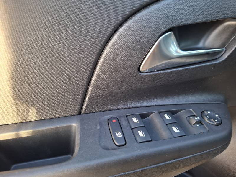 Opel Corsa 1.2 Turbo 100 ch BVM6  occasion � Dax - photo n�16