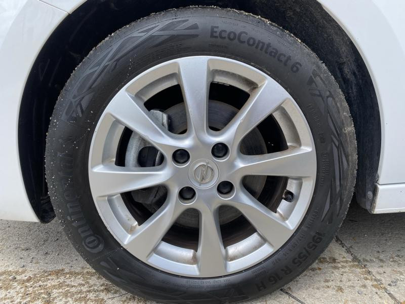 Opel Corsa 1.2 Turbo 100ch Edition BVA  occasion  Varennes-sur-Seine - photo n9