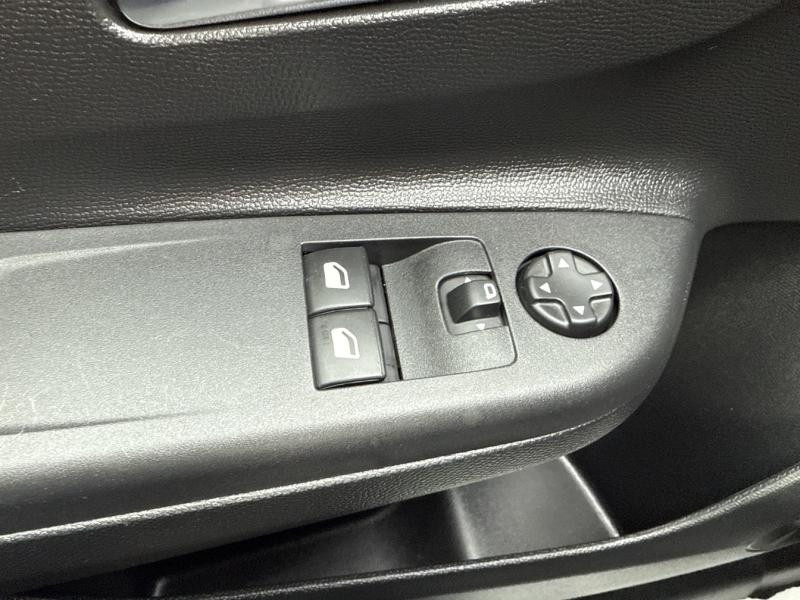 Opel Corsa 1.2 Turbo 100ch Edition BVA  occasion � Vert-Saint-Denis - photo n�20