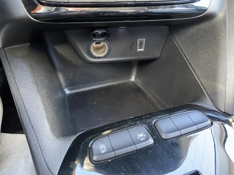 Opel Corsa 1.2 Turbo 100ch Edition BVA8  occasion � Varennes-sur-Seine - photo n�16