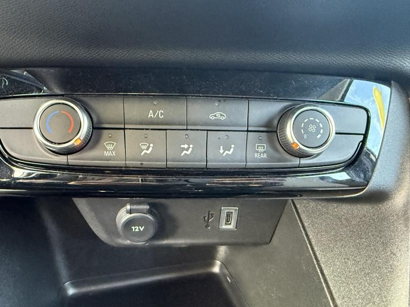 Opel Corsa 1.2 Turbo 100ch Edition BVA8  occasion � Varennes-sur-Seine - photo n�18