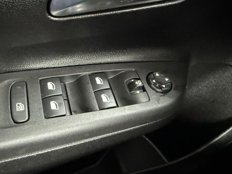 Opel Corsa 1.2 Turbo 100ch Edition BVA8  occasion � Vert-Saint-Denis - photo n�20