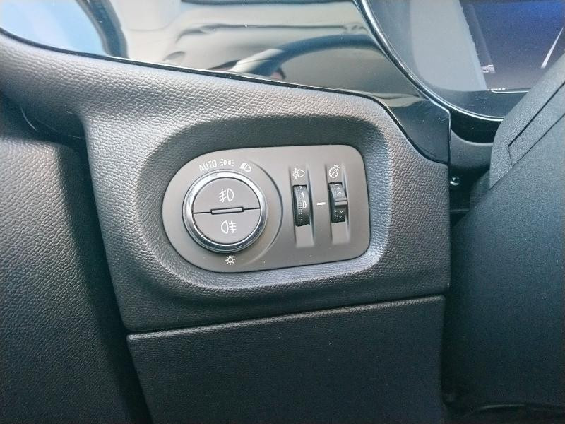 Opel Corsa 1.2 Turbo 100ch Edition BVA8  occasion  Barberey-Saint-Sulpice - photo n20