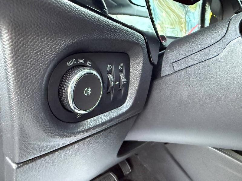 Opel Corsa 1.2 Turbo 100ch Elegance Business BVA  occasion  Corbeil-Essonnes - photo n19