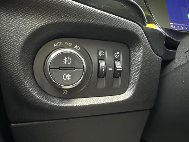 Opel Corsa 1.2 Turbo 100ch Elegance  occasion  Brie-Comte-Robert - photo n18