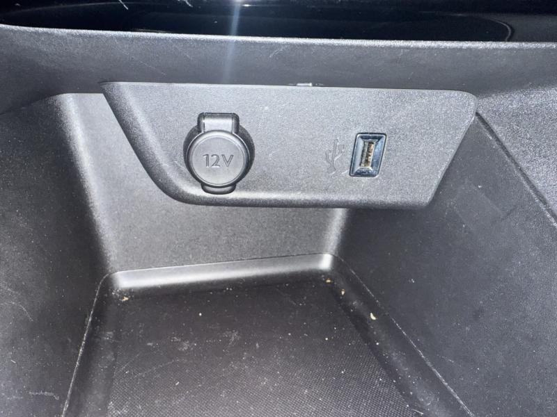 Opel Corsa 1.2 Turbo 100ch Elegance  occasion  Varennes-sur-Seine - photo n18