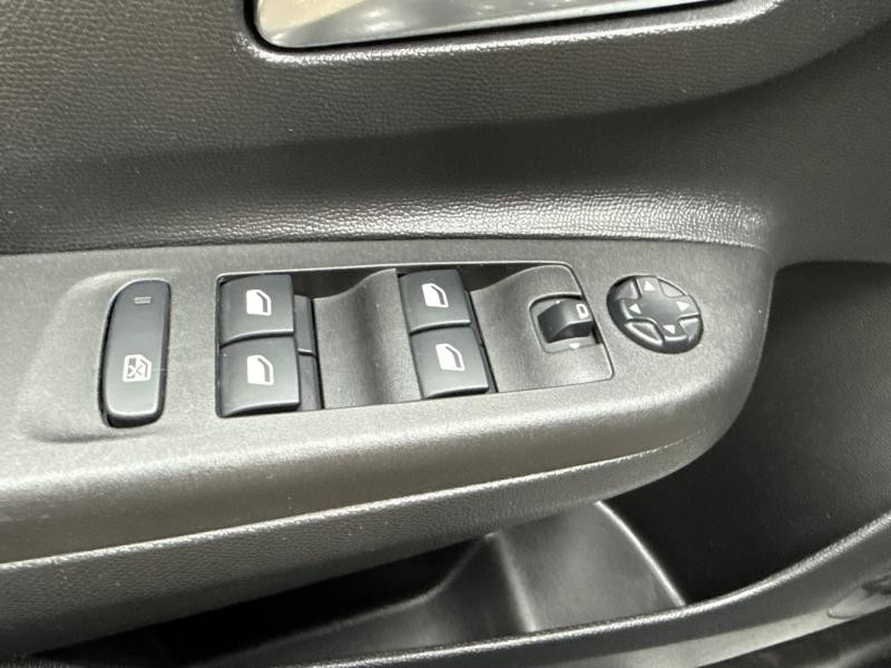 Opel Corsa 1.2 Turbo 100ch Elegance  occasion  Corbeil-Essonnes - photo n20