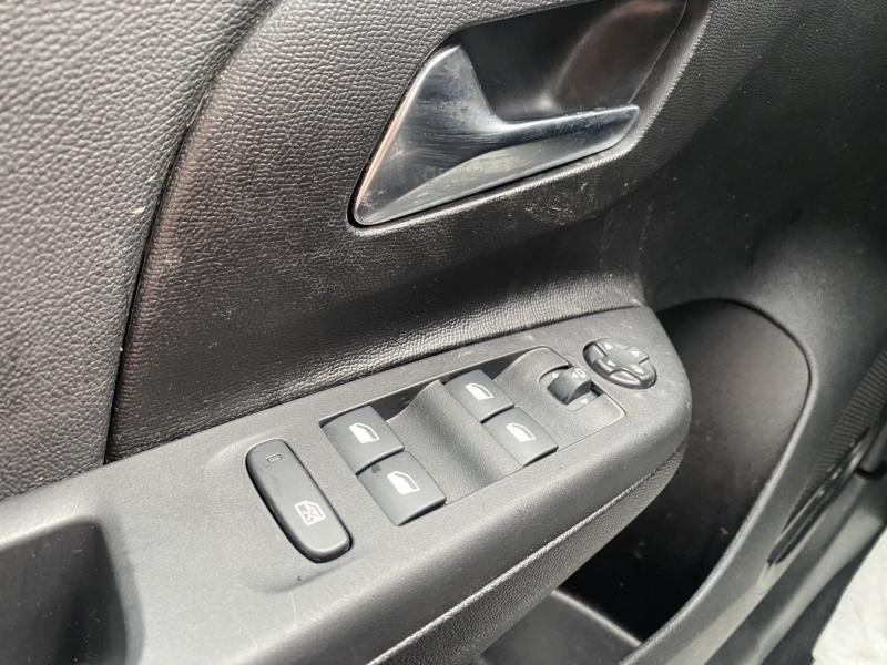 Opel Corsa 1.2 Turbo 100ch GS  occasion � Varennes-sur-Seine - photo n�20