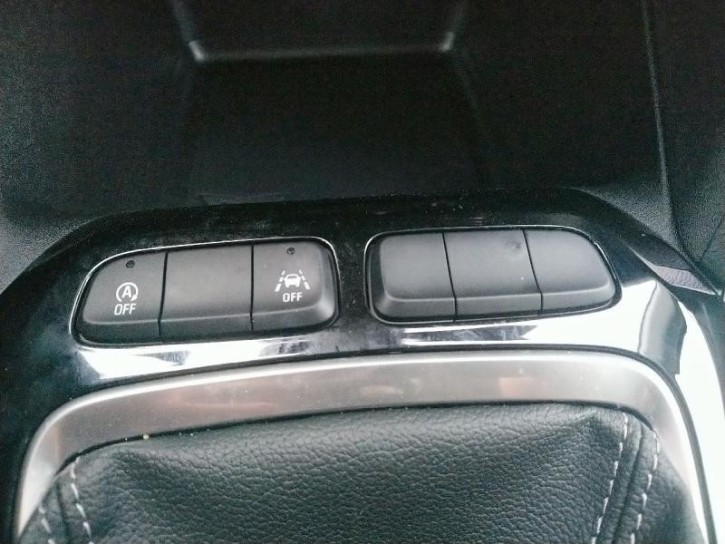 Opel Corsa 1.2 Turbo 100ch  occasion  Barberey-Saint-Sulpice - photo n13