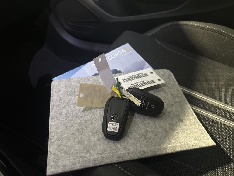 Opel Corsa 1.2 Turbo 130ch GS BVA8  occasion  Vert-Saint-Denis - photo n19