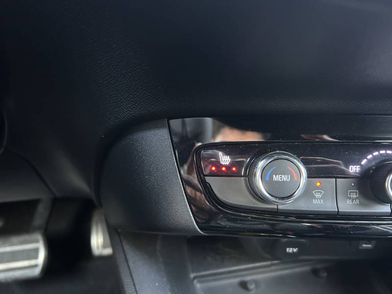 Opel Corsa 1.2 Turbo Hybrid 100 ch e-DCT6 GS  occasion  Toulenne - photo n11