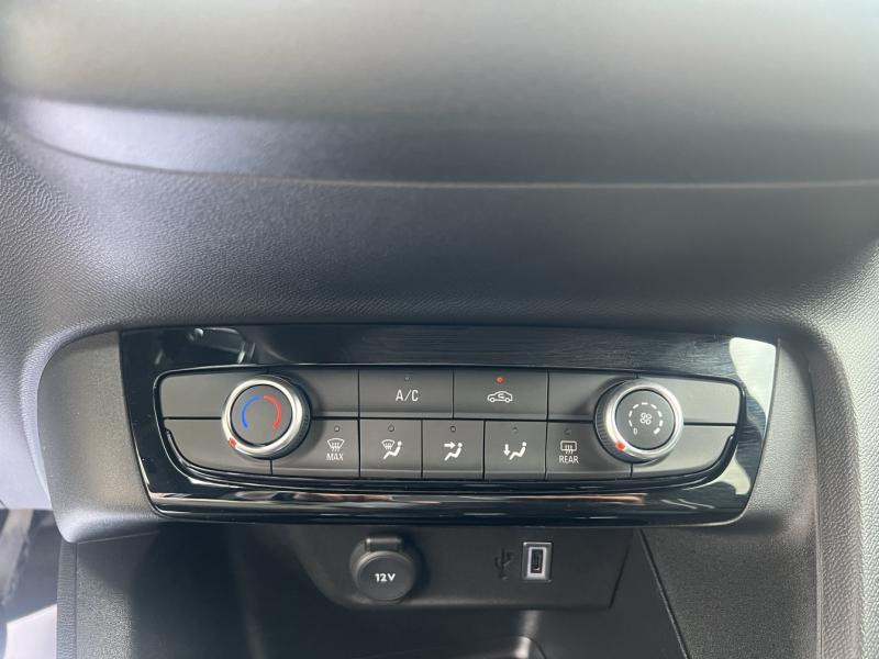 Opel Corsa 1.2 Turbo Hybrid 110ch Colour Edition e-DCT6  occasion  Chaumont - photo n16