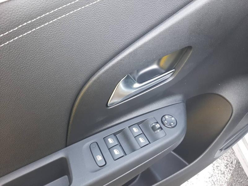 Opel Corsa 1.2 Turbo Hybrid 110ch GS e-DCT6  occasion � Vert-Saint-Denis - photo n�7
