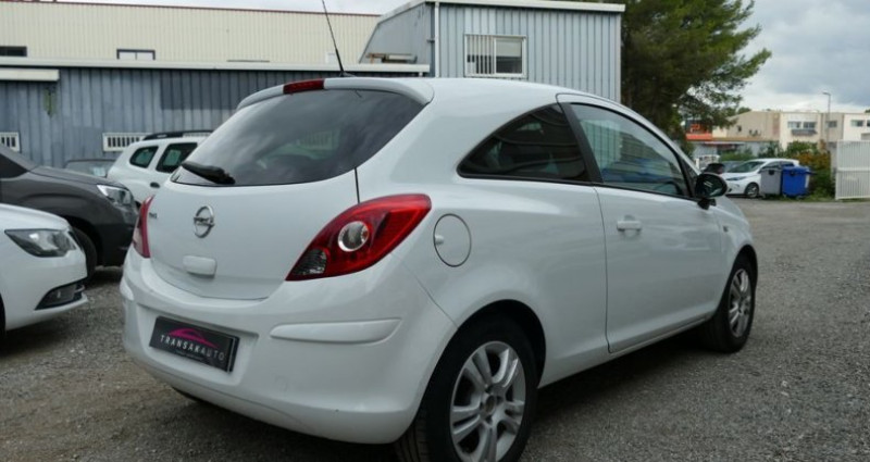 Opel Corsa 1.2 TWINPORT 85 Ch GRAPHITE BVM5  occasion  LA CIOTAT - photo n7