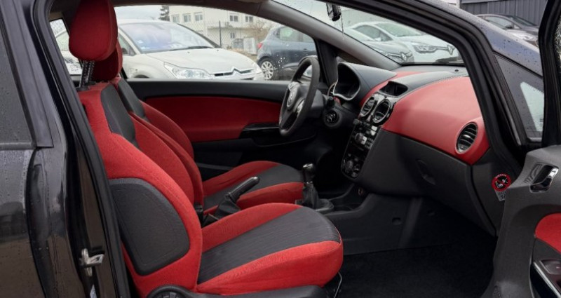 Opel Corsa 1.2 Twinport Cosmo  occasion � Marsannay la côte - photo n�6
