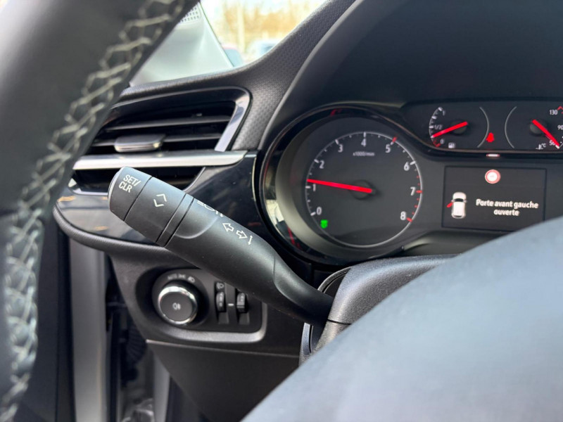 Opel Corsa 1.2i  75 BERLINE Elegance Business  occasion &agrave; Bessi�res - photo n&deg;14
