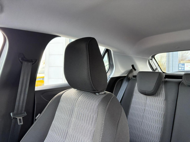 Opel Corsa 1.2i  75 BERLINE Elegance Business  occasion &agrave; Bessi�res - photo n&deg;8