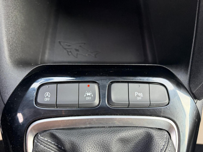 Opel Corsa 1.2i  75 BERLINE Elegance Business  occasion &agrave; Bessi�res - photo n&deg;9