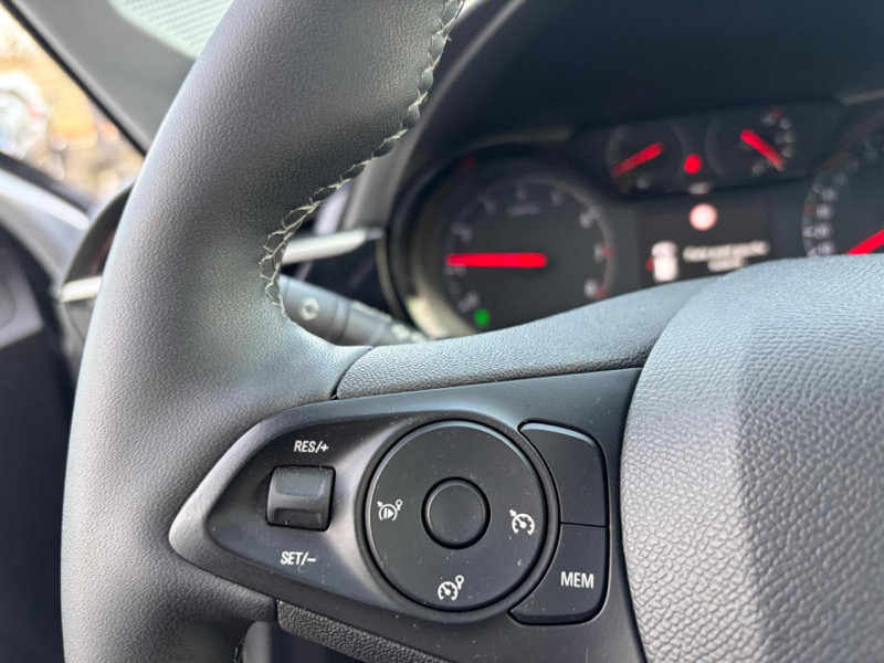 Opel Corsa 1.2i  75 BERLINE Elegance Business  occasion &agrave; Bessi�res - photo n&deg;16