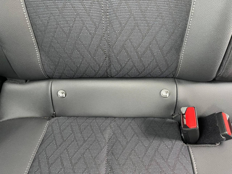 Opel Corsa 1.2i Turbo - 100 S&S -  Elegance  occasion � Bessi�res - photo n�6