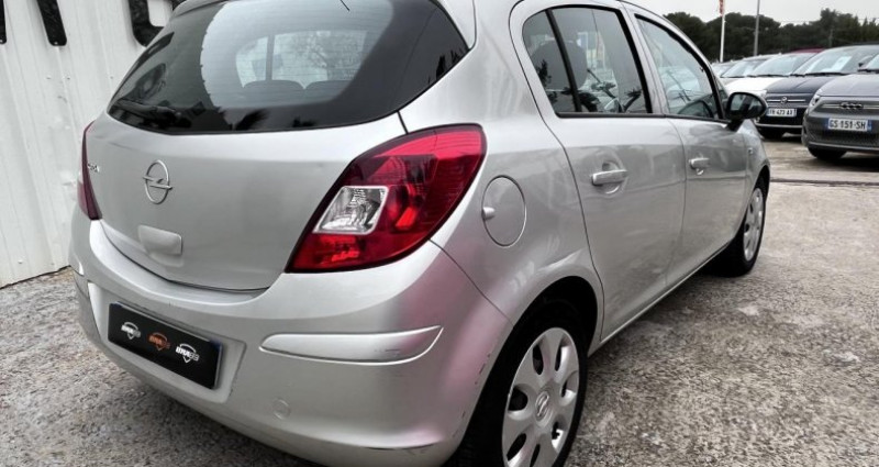 Opel Corsa 1.2i Twinport Enjoy  occasion � Le Muy - photo n�4