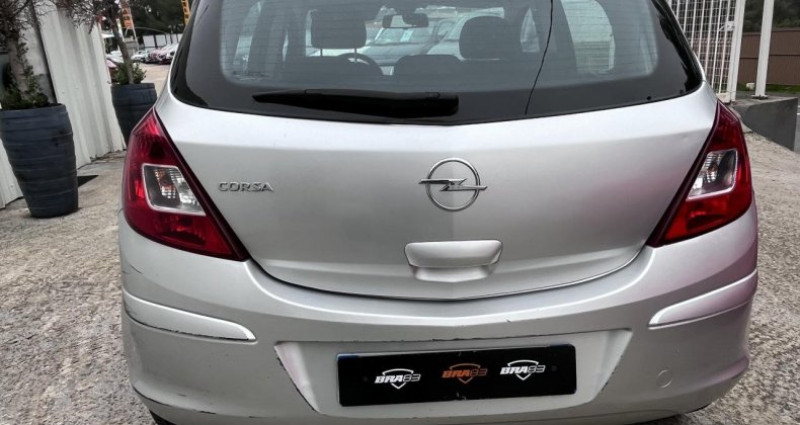 Opel Corsa 1.2i Twinport Enjoy  occasion � Le Muy - photo n�3