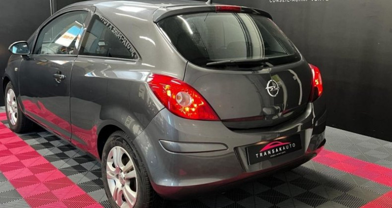 Opel Corsa 1.3 CDTI 75 ch FAP Edition -GROS SUIVI AVEC FACTURES ENTRETI  occasion � Lesm�nils - photo n�3