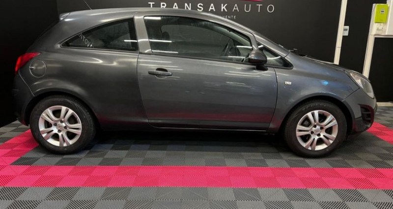 Opel Corsa 1.3 CDTI 75 ch FAP Edition -GROS SUIVI AVEC FACTURES ENTRETI  occasion � Lesm�nils - photo n�2