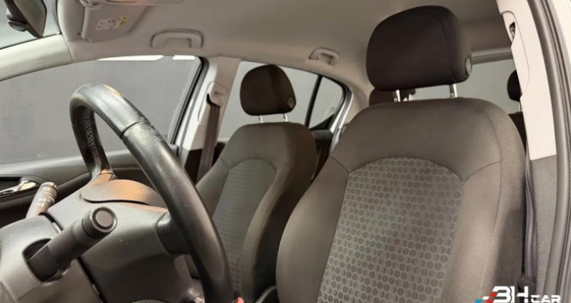 Opel Corsa 1.4 90 / 2eme MAIN / Suivi COMPLET  occasion � Roanne - photo n�7