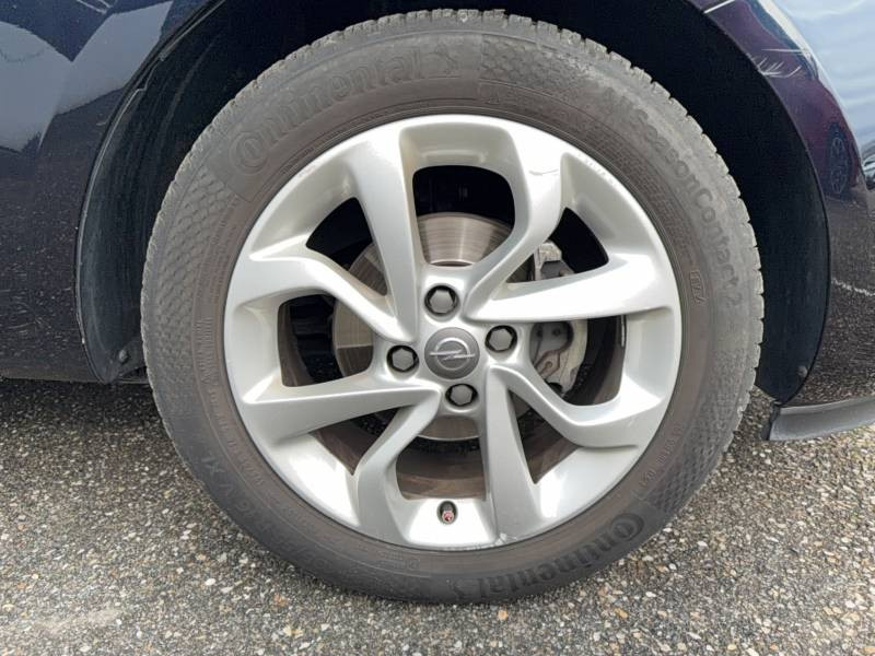 Opel Corsa 1.4 90 ch Design 120 ans  occasion � Libourne - photo n�9