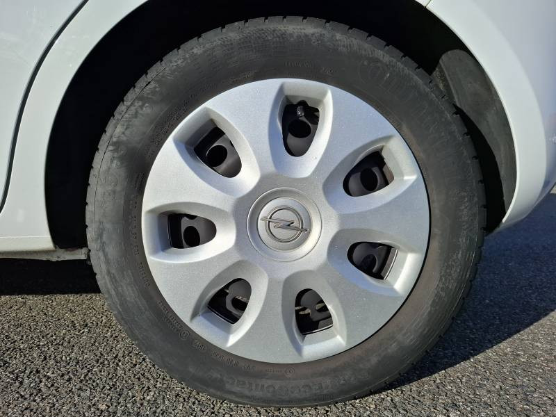 Opel Corsa 1.4 90 ch Edition  occasion � Dax - photo n�15