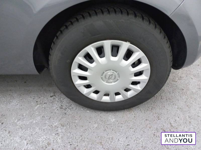 Opel Corsa 1.4 90 ch Enjoy  occasion   VENISSIEUX - photo n6