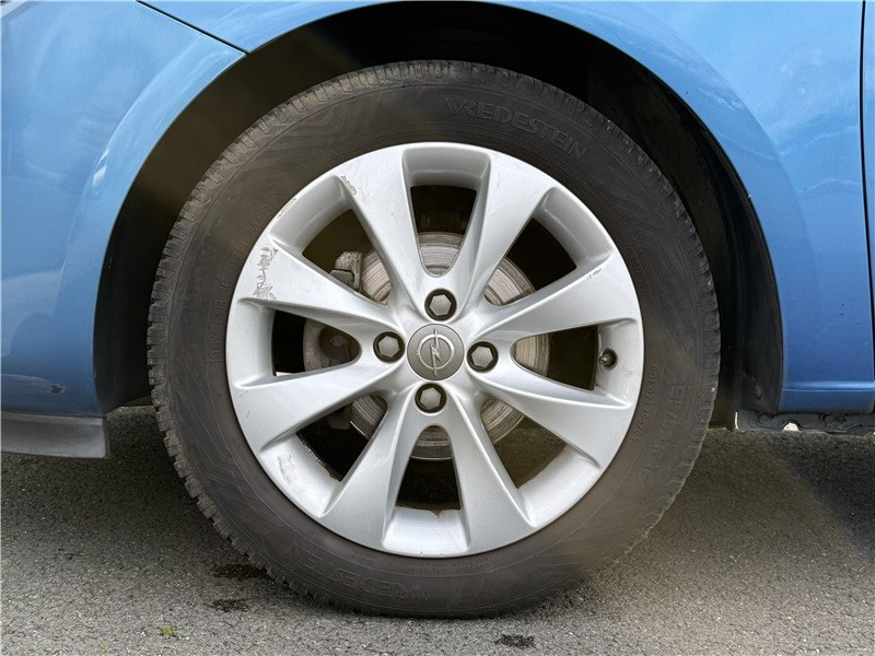 Opel Corsa 1.4 90 CH Excite  occasion � MERIGNAC - photo n�4