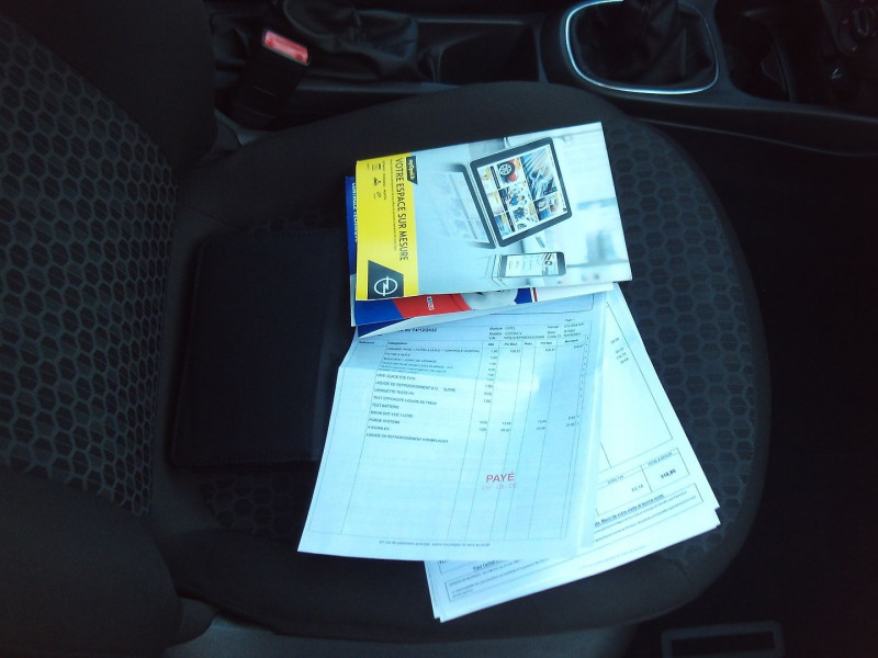 Opel Corsa 1.4 90CH PLAY 5P  occasion  Toulouse - photo n8