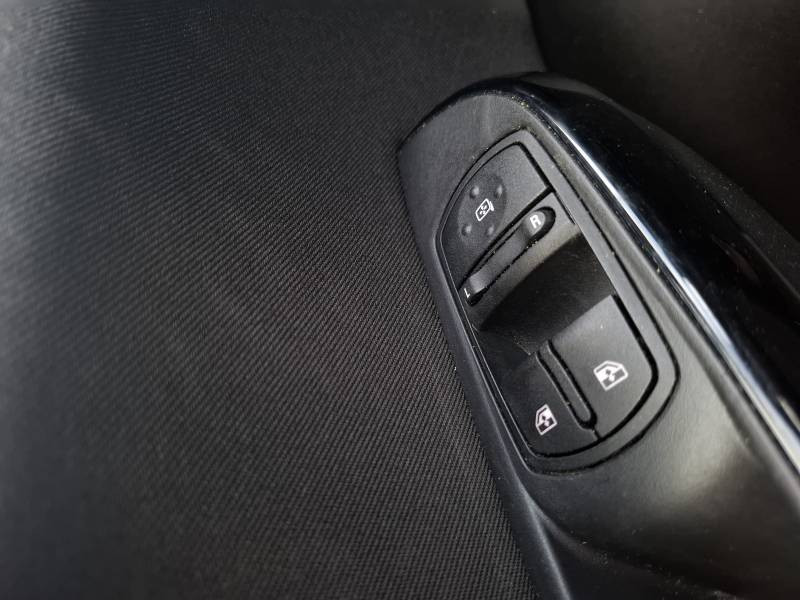 Opel Corsa 1.4 Turbo 100 ch Innovation  occasion  Dax - photo n17