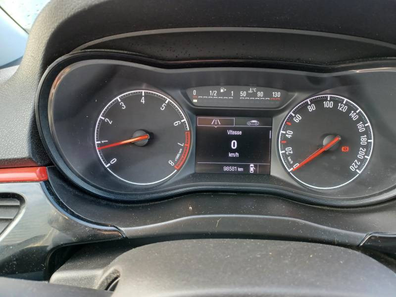 Opel Corsa 1.4 Turbo 100 ch Start/Stop Edition  occasion  MOURENX - photo n9