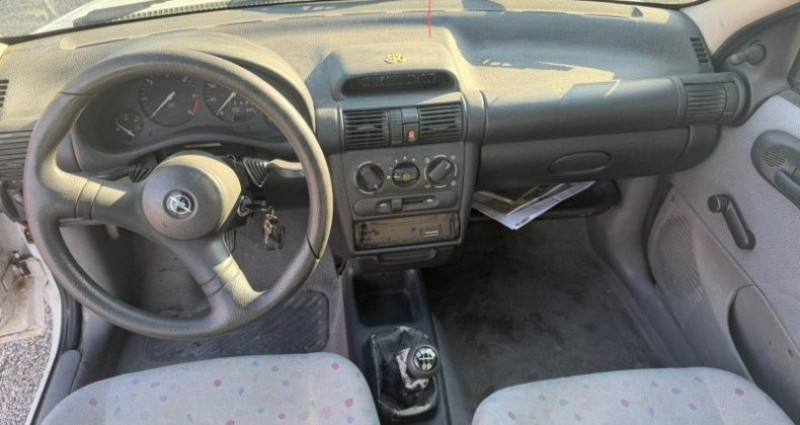 Opel Corsa 1.7 D CITY 3P  occasion � LA FARLEDE - photo n�7